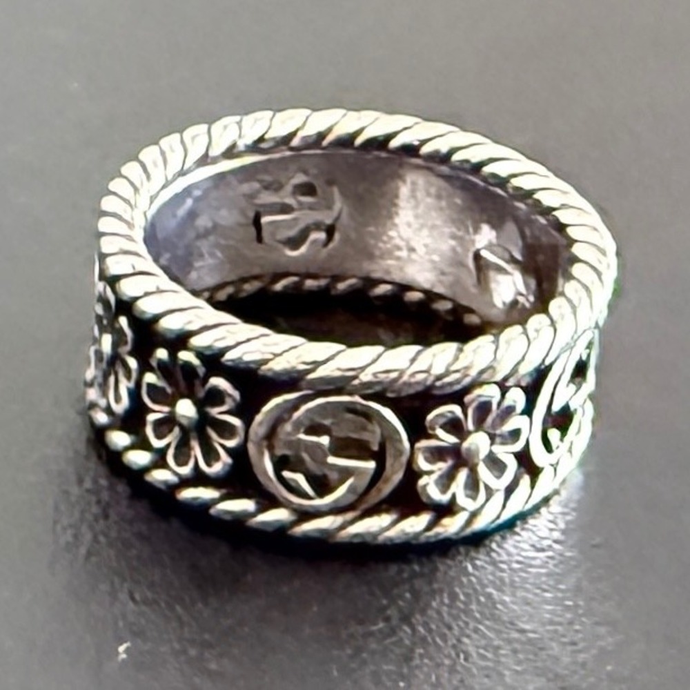 GUCCI Sterling Silver Interlocking G Flower Ring, Gucci 10 (US 5.5)